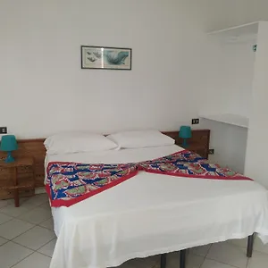 https://vilas-sol-mar-praia-chaves.cape-verdehotels.com